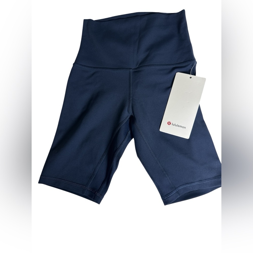 Lululemon Align High-Rise Short 8”— True Navy, Size 2 - Picture 5 of 6
